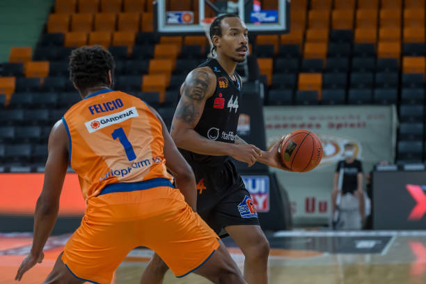 充满了渴望 充满了渴望