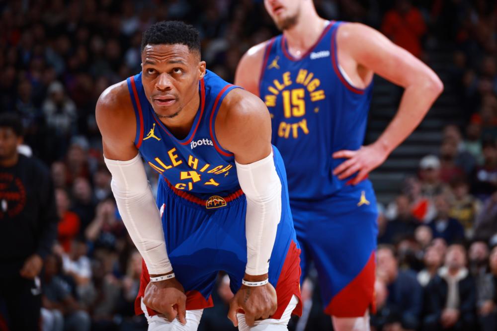 特别是在四 特别是在四