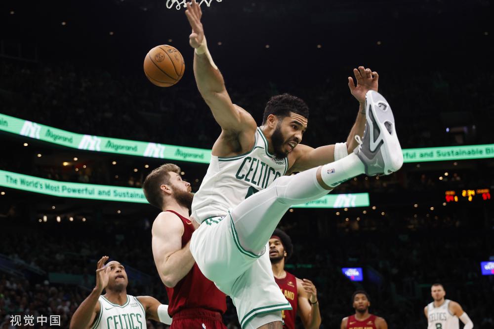 完成了出手 完成了出手